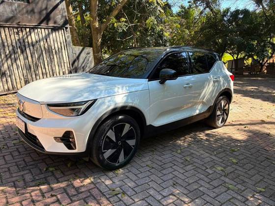 VOLVO XC40 P6 RECHARGE ELECTRIC PLUS VOLVO XC40 P6 RECHARGE ELECTRIC PLUS